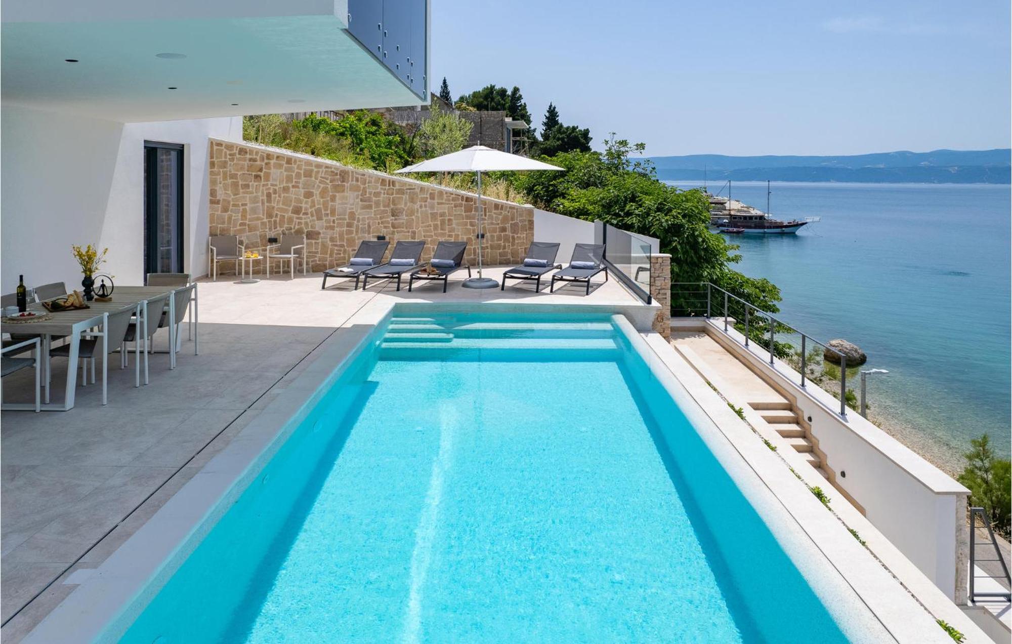 Beautiful Home In Omis With Kitchen ภายนอก รูปภาพ