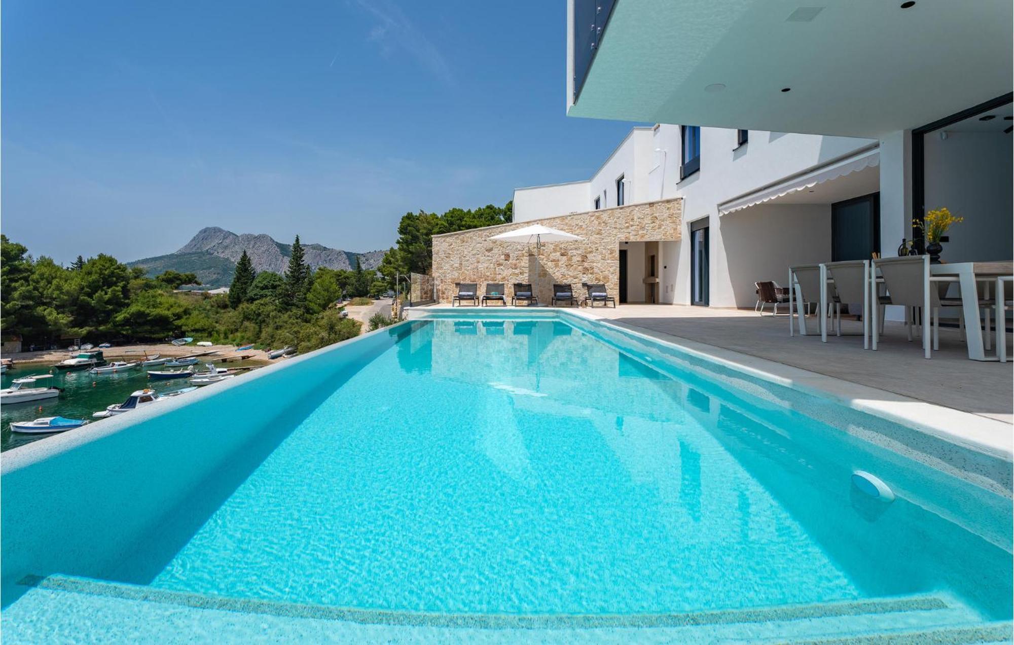 Beautiful Home In Omis With Kitchen ภายนอก รูปภาพ