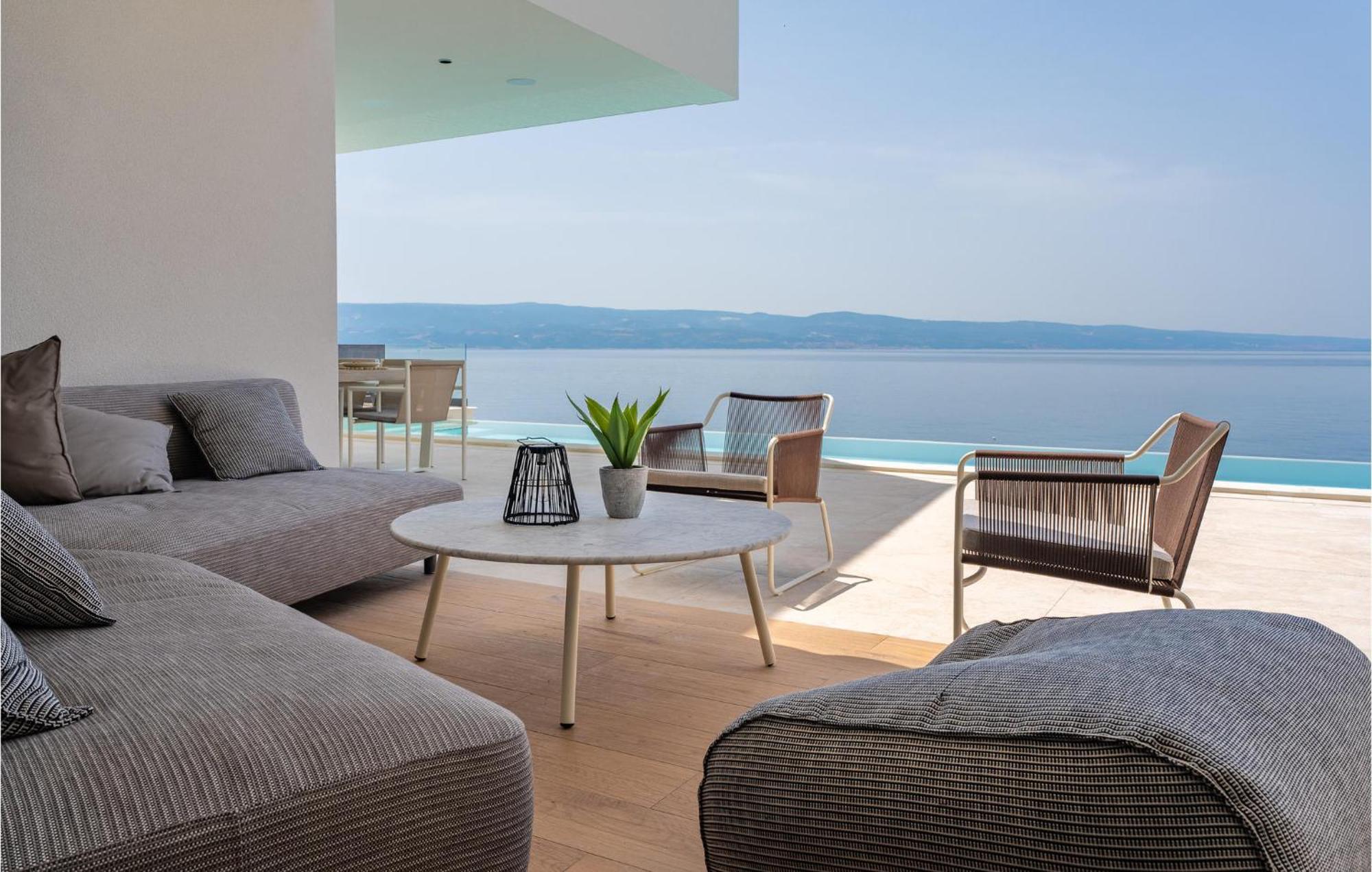 Beautiful Home In Omis With Kitchen ภายนอก รูปภาพ