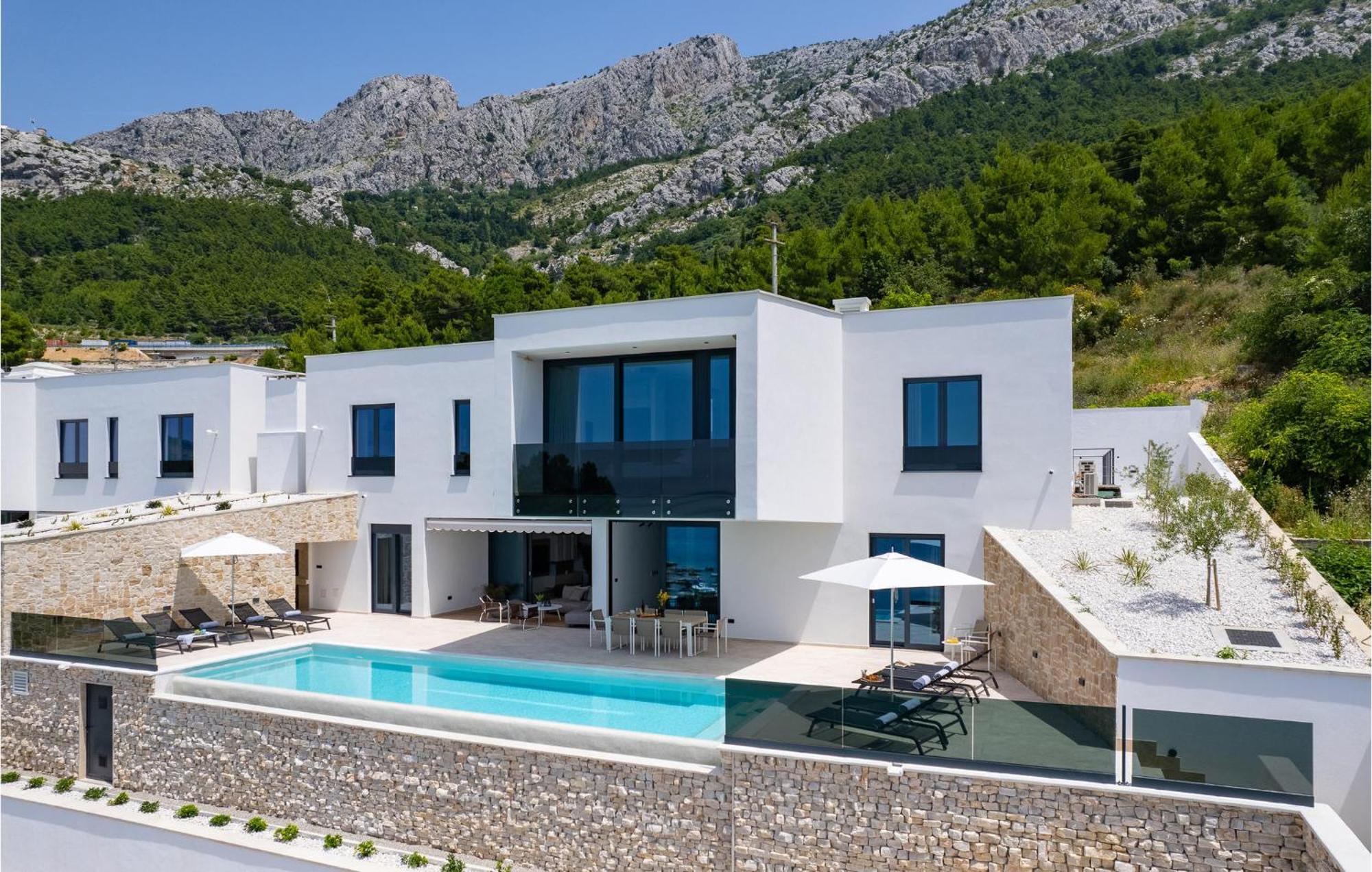 Beautiful Home In Omis With Kitchen ภายนอก รูปภาพ